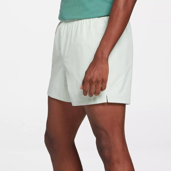 NWT VRST Men's 5'' Everyday Short - Picture 4 of 5